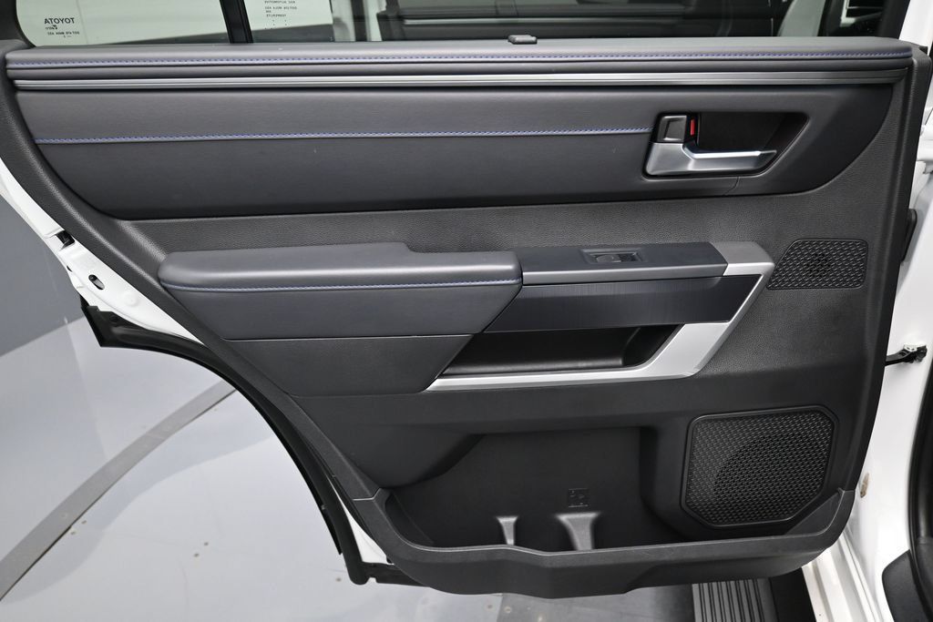 Used 2025 Toyota Sequoia Platinum AWD/4WD image 30