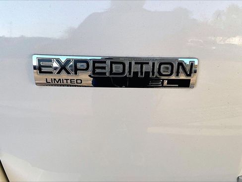 Used 2014 Ford Expedition EL Limited w/ Equipment Group 301A image 9