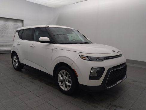 Used 2021 Kia Soul S FWD image 11