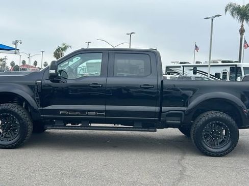 New 2026 Ford F250 Lariat w/ Black Appearance Package image 7