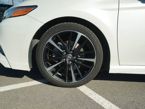 Used 2020 Toyota Camry XSE image 10