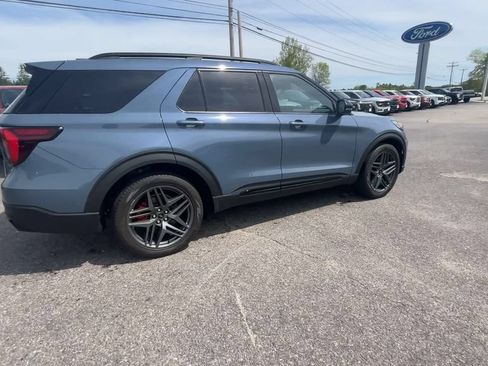 Used 2025 Ford Explorer ST AWD/4WD image 20