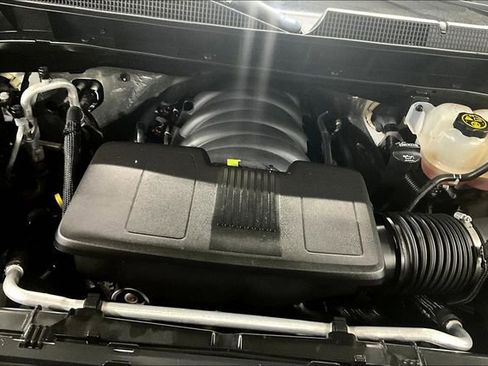 Used 2021 Chevrolet Silverado 1500 Custom Trail Boss w/ LPO, Dark Essentials Package AWD/4WD image 26