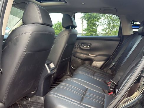Used 2023 Honda HR-V EX-L image 10