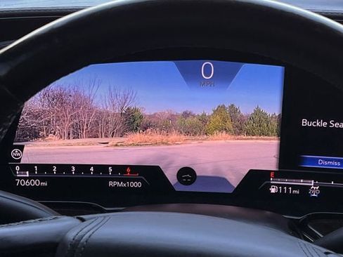 Used 2022 Cadillac Escalade Sport Platinum w/ LPO, ONYX Package image 16