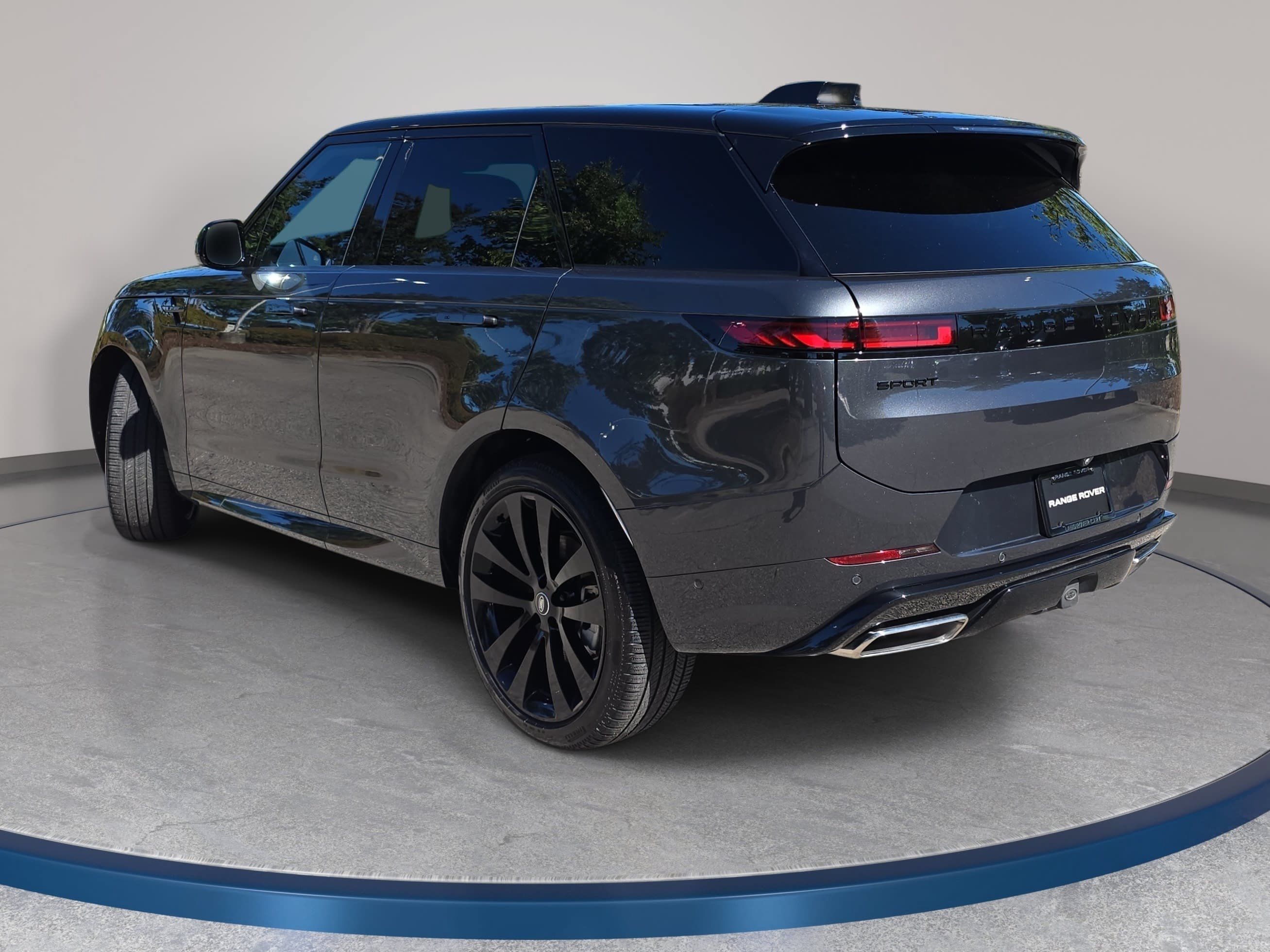 Certified 2025 Land Rover Range Rover Sport Dynamic SE AWD/4WD image 7