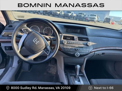 Used 2011 Honda Accord EX image 6