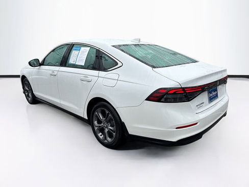Certified 2023 Honda Accord EX image 5