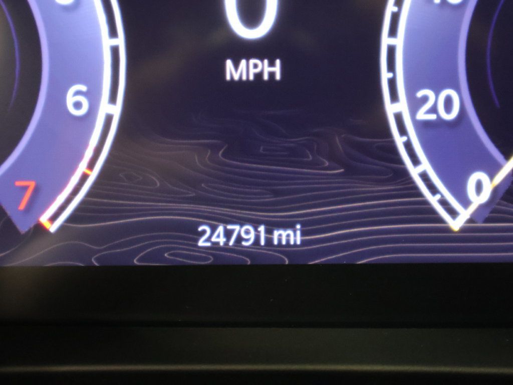 Used 2024 Jeep Grand Cherokee L Limited AWD/4WD image 36