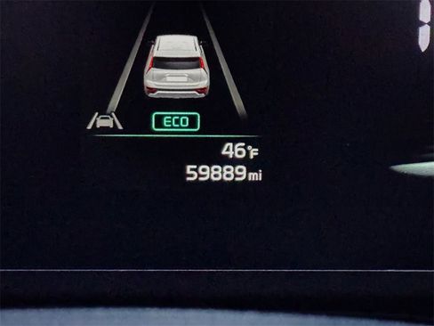 Used 2023 Kia Niro LX image 16