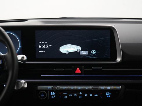 Certified 2025 Hyundai Ioniq 6 Limited AWD/4WD image 15