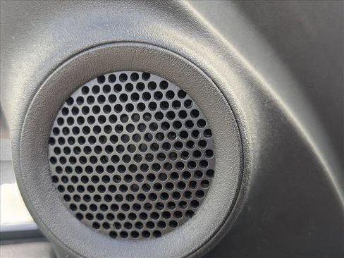 Used 2014 Jeep Grand Cherokee Limited w/ Luxury Group II image 9