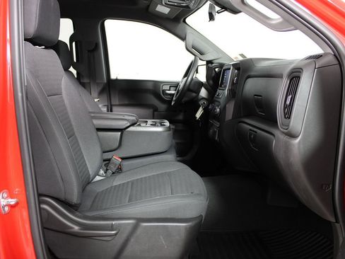 Used 2022 Chevrolet Silverado 1500 Custom image 11