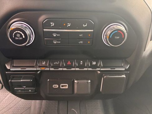 Certified 2024 Chevrolet Silverado 2500 Custom w/ Custom Convenience Package image 27