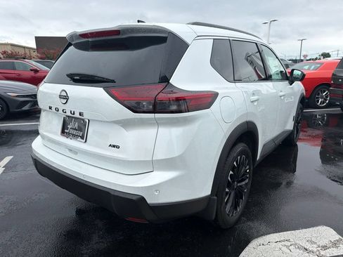 New 2026 Nissan Rogue Dark Armor AWD/4WD image 5