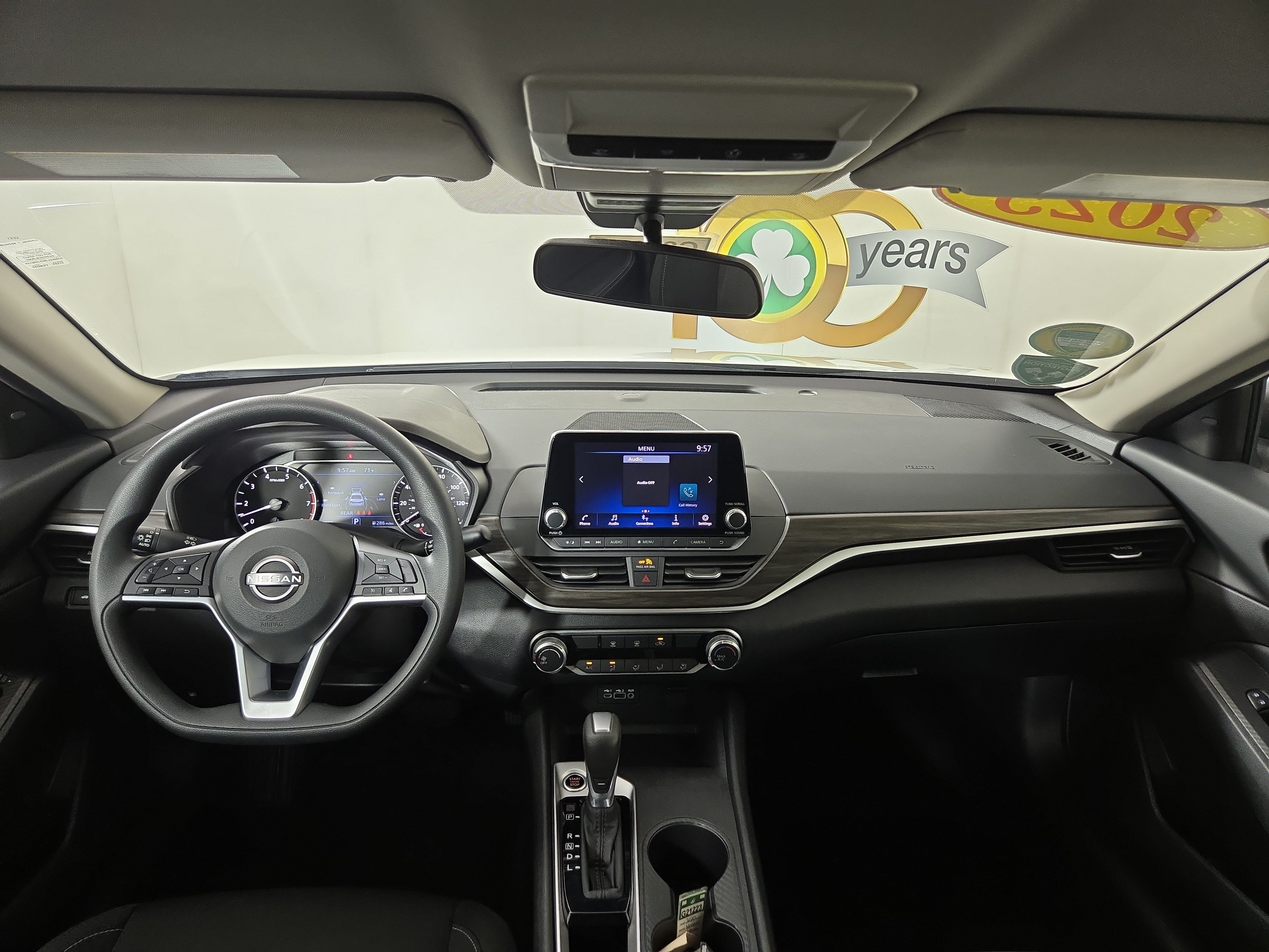 Used 2025 Nissan Altima 2.5 SV FWD image 13