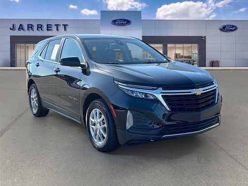 Used 2024 Chevrolet Equinox LT FWD image 1