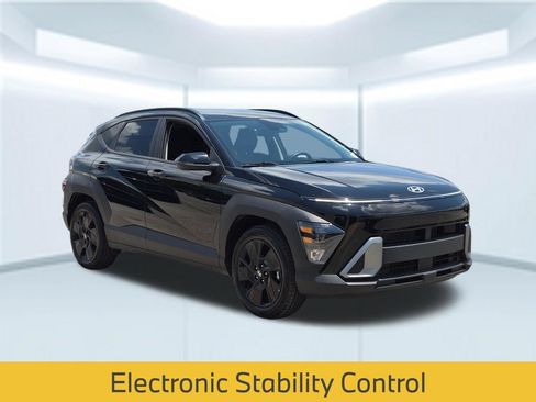 Used 2026 Hyundai Kona SEL Sport FWD image 9