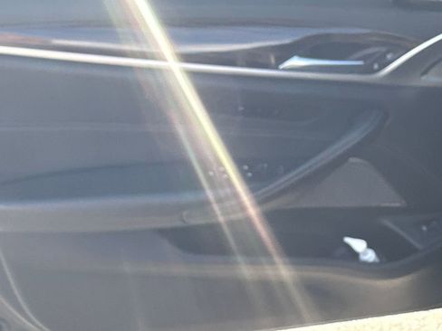 Used 2019 BMW 530i w/ Convenience Package image 16