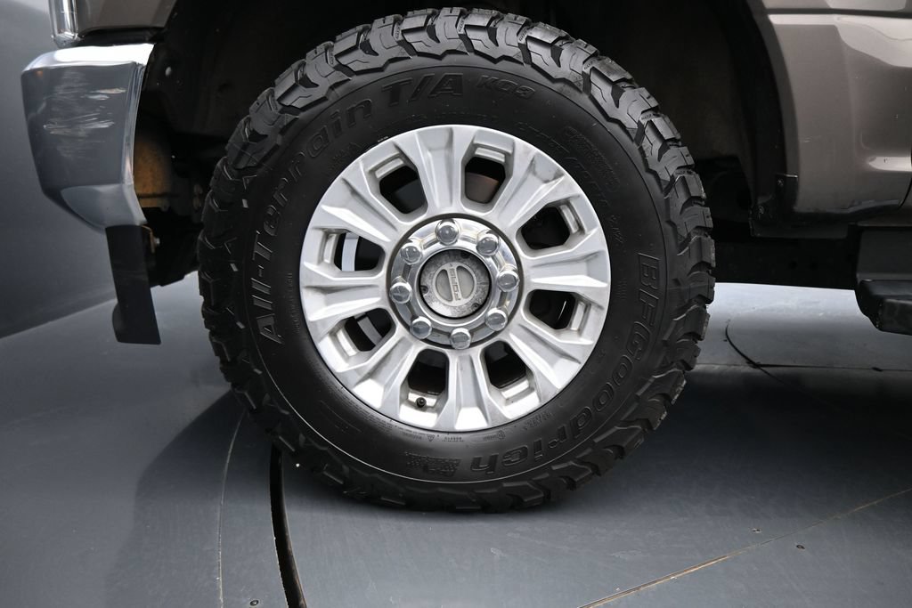 Used 2021 Ford F250 XL w/ STX Appearance Package AWD/4WD image 24