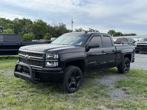 Used 2015 Chevrolet Silverado 1500 W/T AWD/4WD image 5