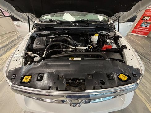 Used 2019 RAM 1500 Big Horn AWD/4WD image 59