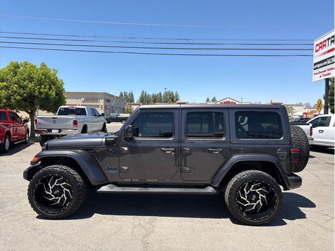 Used 2021 Jeep Wrangler Unlimited Sahara AWD/4WD image 16