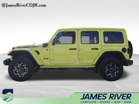 Used 2023 Jeep Wrangler Unlimited Rubicon 4xe w/ Cold Weather Group AWD/4WD image 2