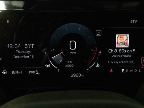 Used 2025 GMC Yukon Elevation image 29