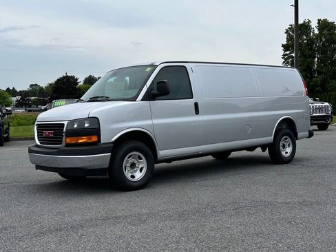 New 2026 GMC Savana 2500 Extended w/ Driver Convenience Package RWD image 2