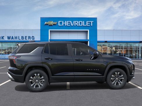 New 2026 Chevrolet Equinox LT w/ LPO, Floor Liner Package FWD image 29