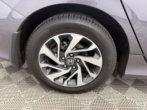 Used 2016 Honda Civic EX image 18