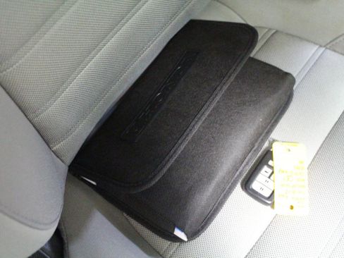 Used 2017 Honda CR-V EX image 24