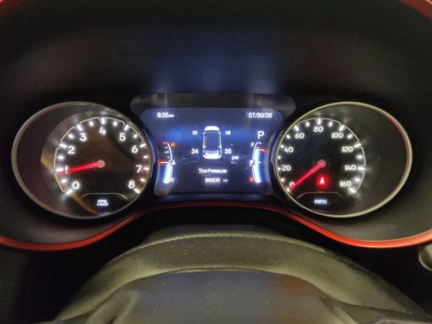 Used 2020 Jeep Compass Trailhawk AWD/4WD image 23