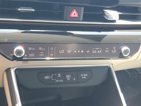 New 2026 Kia Carnival SX Prestige FWD image 18