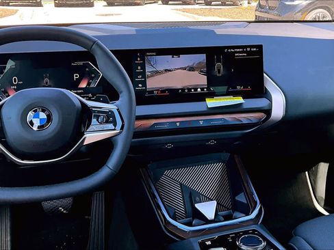 Used 2025 BMW X3 xDrive30i w/ Convenience Package image 7