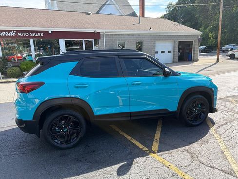Used 2021 Chevrolet TrailBlazer RS w/ Sun and Liftgate Package AWD/4WD image 14