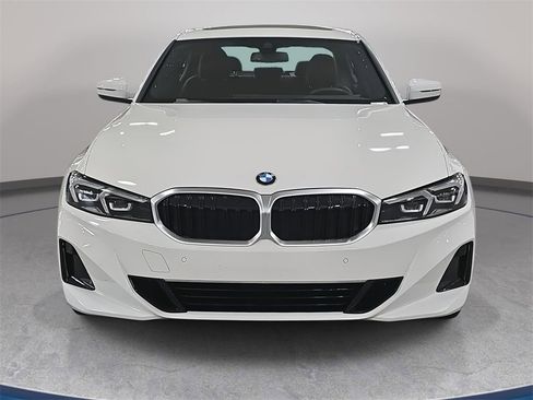 Certified 2025 BMW 330i Sedan image 3