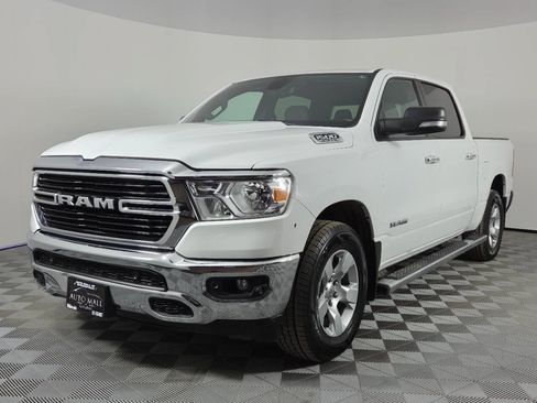 Used 2019 RAM 1500 Big Horn AWD/4WD image 3