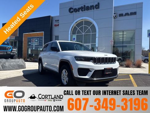 Used 2023 Jeep Grand Cherokee Laredo w/ Luxury Tech Group I AWD/4WD image 1
