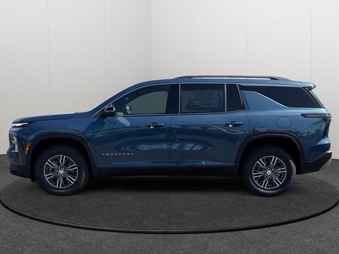 New 2026 Chevrolet Traverse LT w/ LPO, Floor Liner Package AWD/4WD image 2