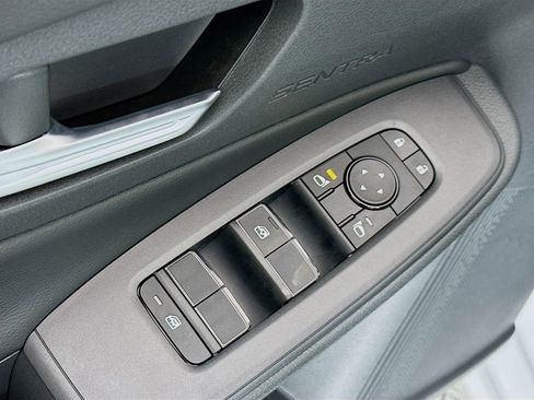 New 2026 Nissan Sentra SV w/ Floor Mat Package image 6