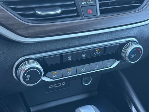 Used 2023 Nissan Altima 2.5 SV image 20