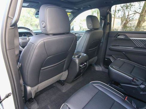 New 2026 GMC Acadia Denali w/ Super Cruise Package image 28