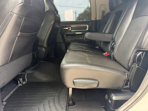 Used 2017 RAM 2500 Laramie w/ Sport Appearance Group AWD/4WD image 10