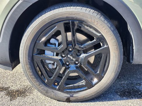 Certified 2024 Kia Telluride EX X-Line image 9