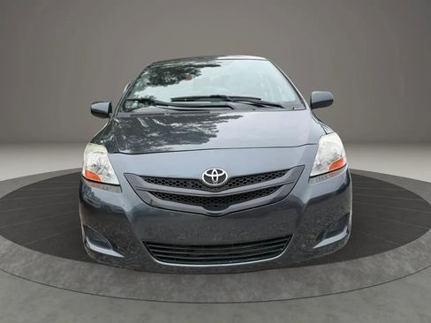 Used 2007 Toyota Yaris S FWD image 2