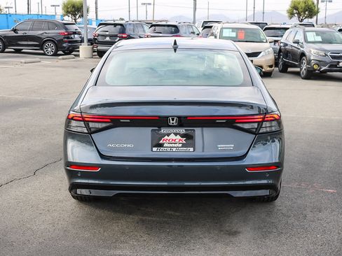 Used 2025 Honda Accord Touring image 7
