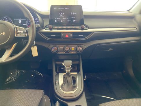 Used 2024 Kia Forte LXS image 17