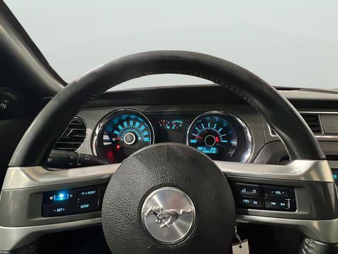 Used 2013 Ford Mustang GT image 30